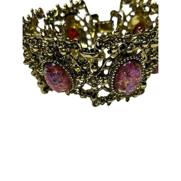 50's Vintage Pink Confetti Dragon Eye Lucite Cabochon Gold Tone Chunky Bracelet - Picture 11 of 11